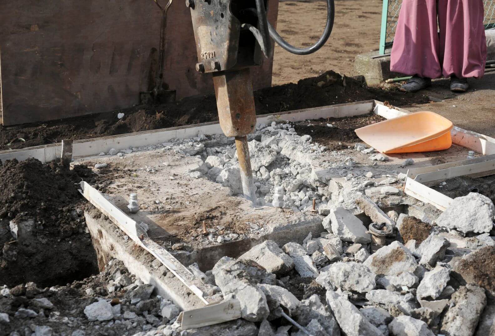 土間コンクリートの解体