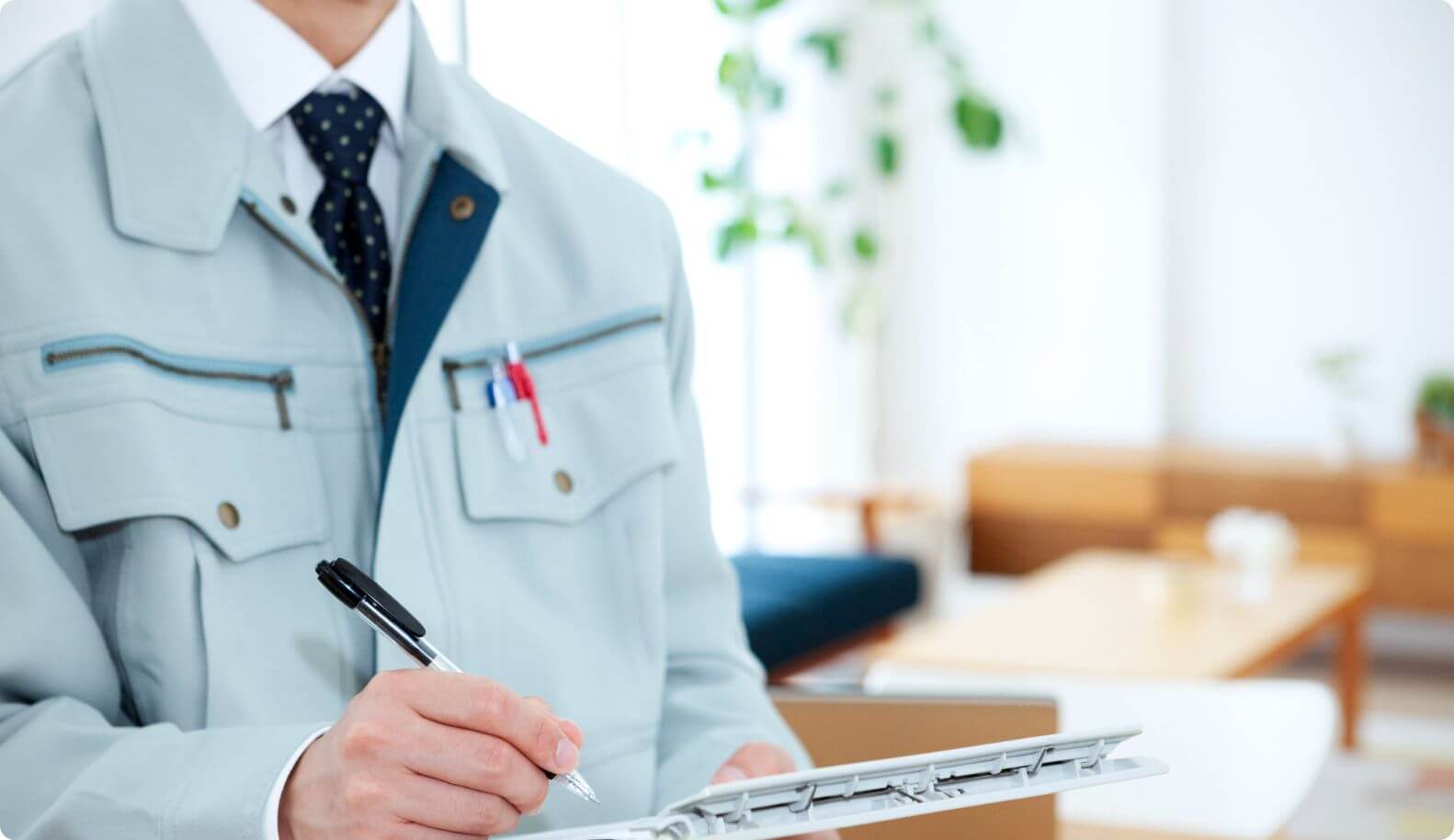 透明性が生む安心と、徹底的な効率化による満足価格