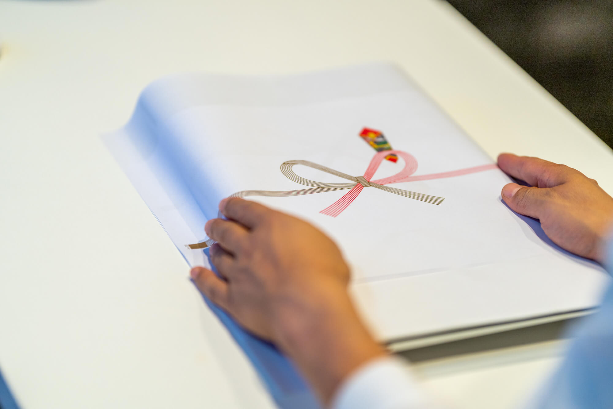 解体工事前の近隣挨拶は重要!タイミング・範囲・粗品を解説